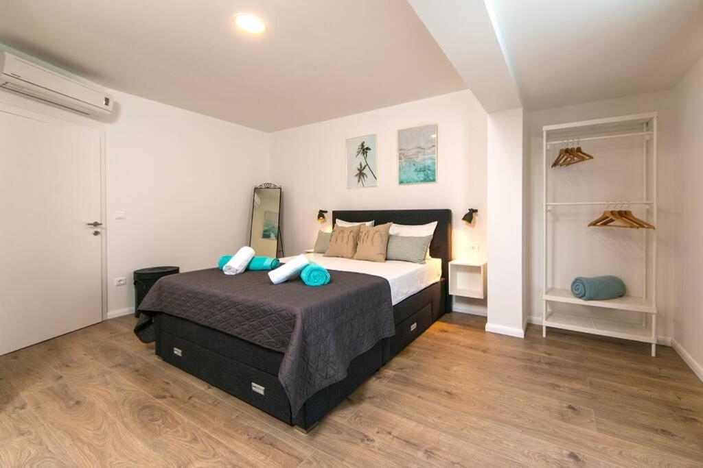 Apartman Macan Brela Bagian luar foto